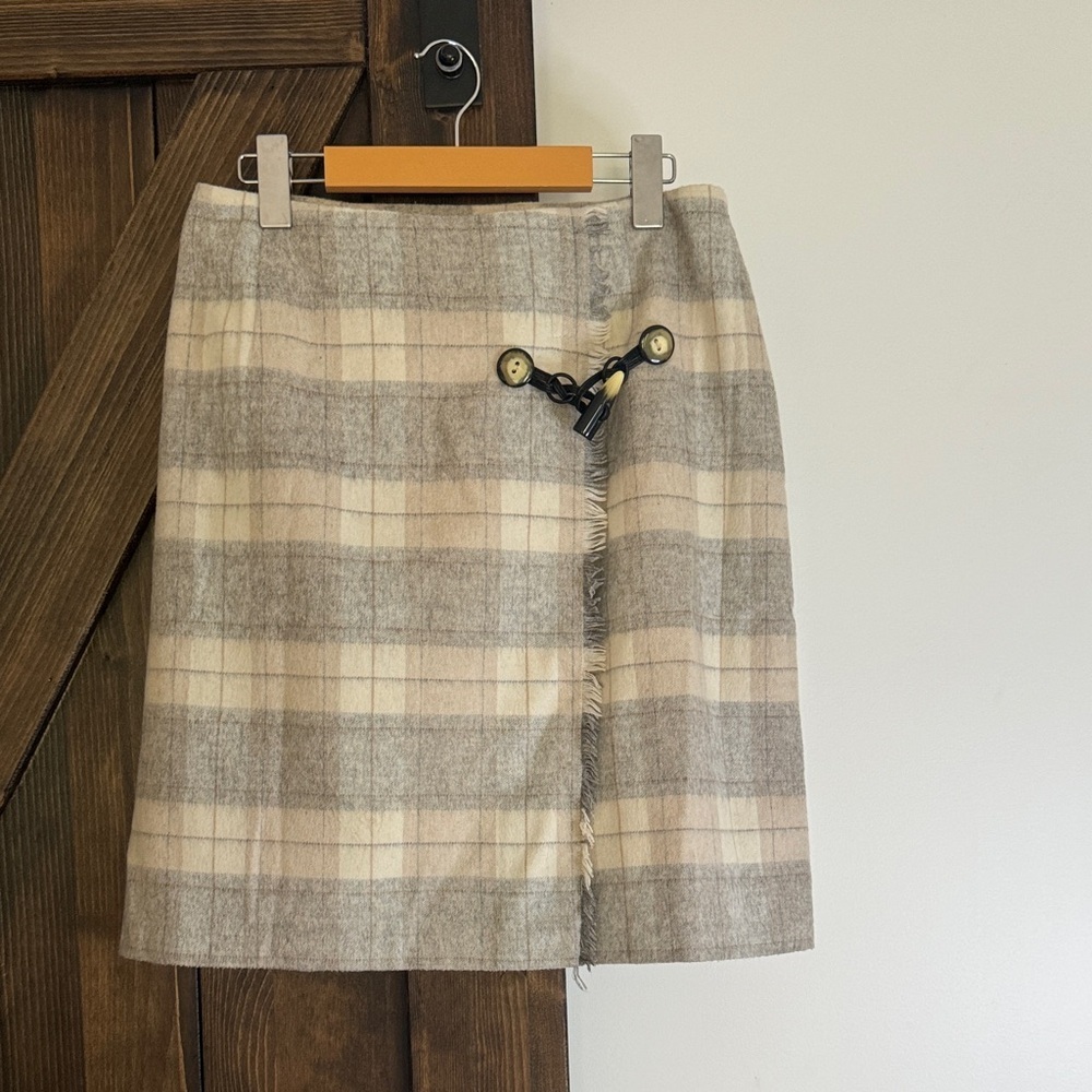 Vintage Louben Made In Canada Wool Blend Gray and Cream Plaid Wrap Skirt
